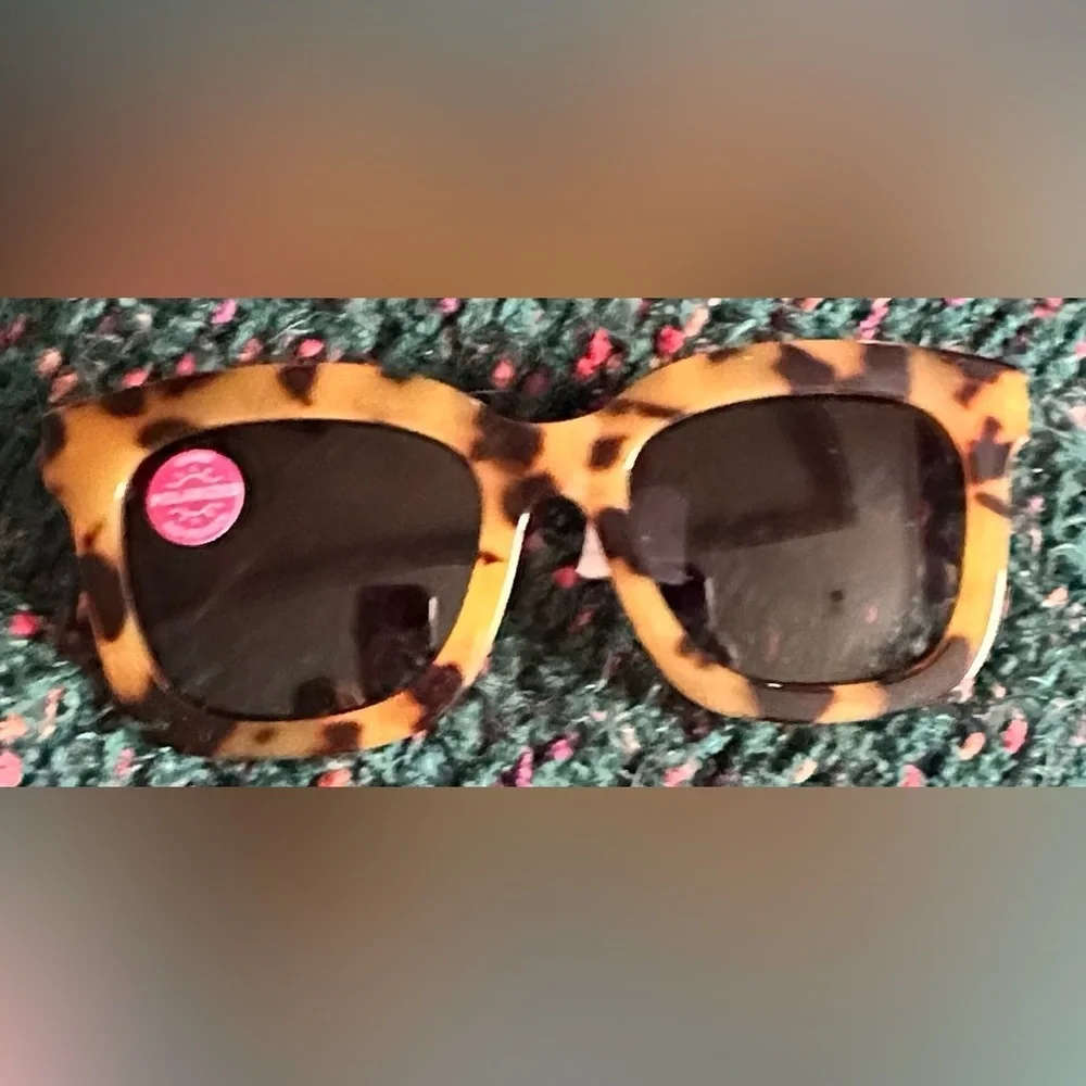 🎸Tortoise Shell Polarized Sunglasses🎸